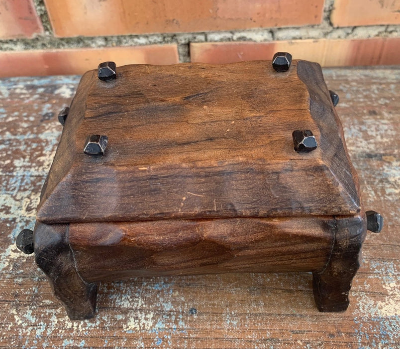 CARVED WALNUT BOX WITH WOOD PINS