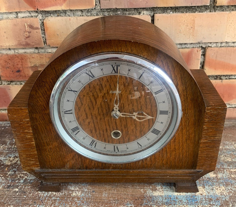 ENFIELD MANTEL CLOCK WITH KEY AND PENDULUM