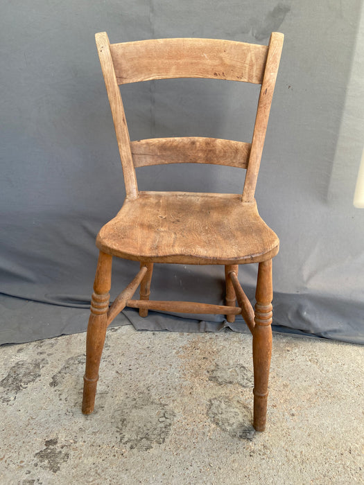 PAIR OF EARLY 19TH CENTURY CHAIRS WITH SINGLE BOARD SEATS
