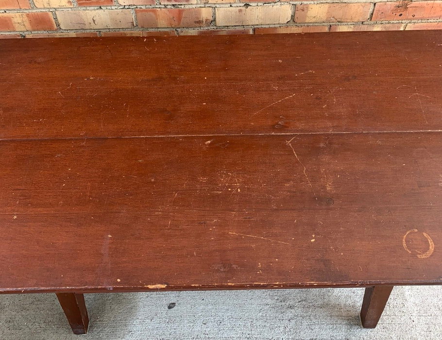 EARLY AMERICAN DOVETAILED DOUGH BOX