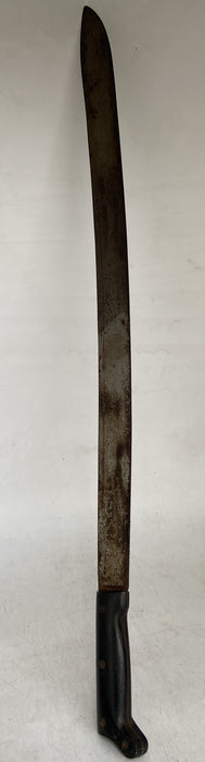 OLD CENTRAL AMERICAN MACHETE IN LEATHER SHEATH