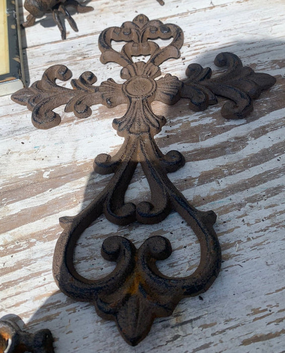 FANCY CAST IRON CROSS