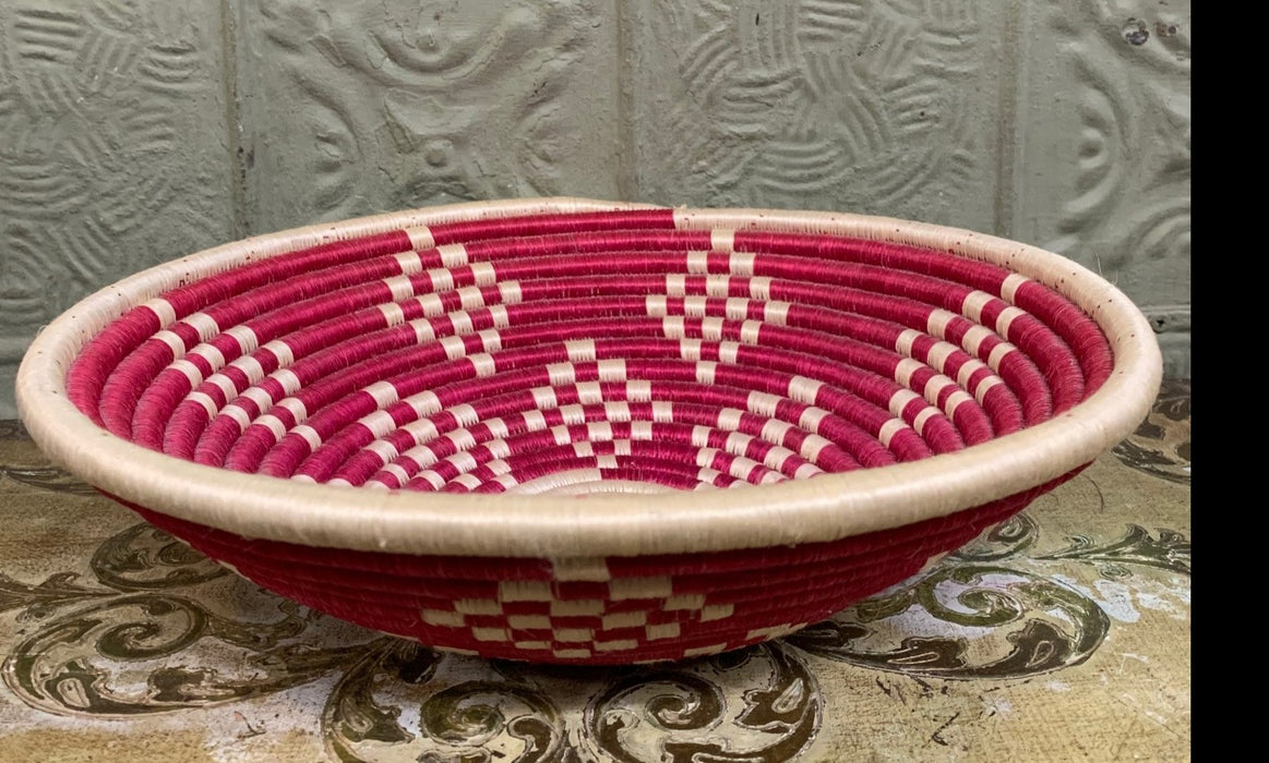 ROUND HANDWOVEN PURPLE AFRICAN BASKET