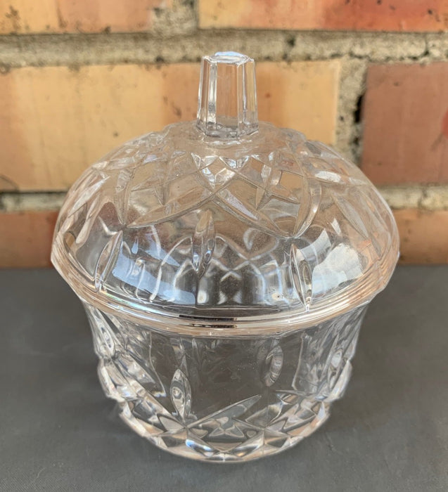 CLEAR PRESSED GLASS LIDDED DISH