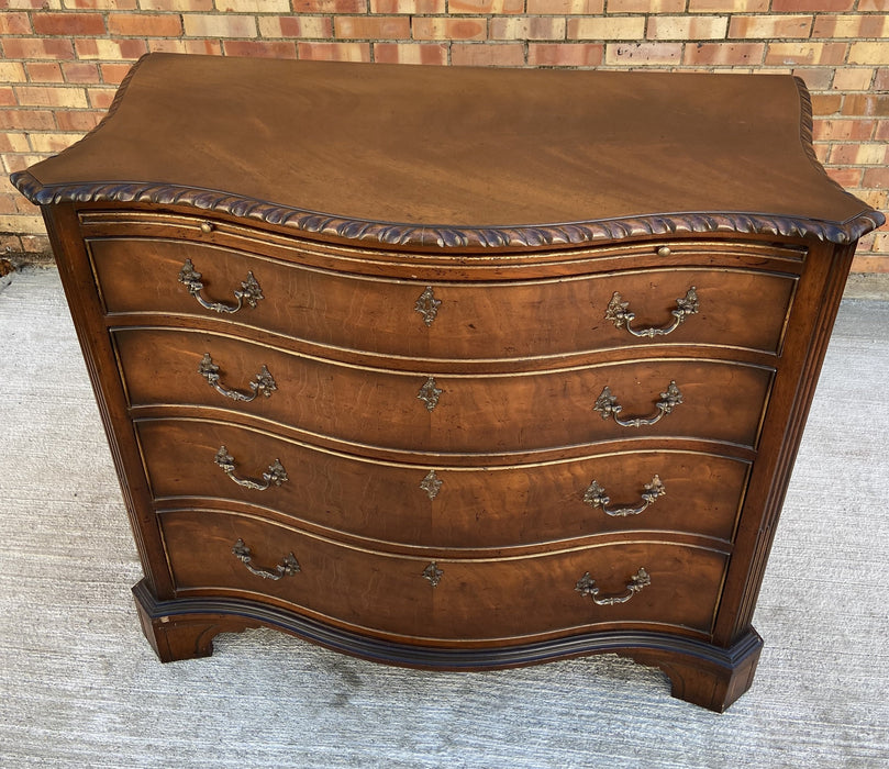 CHEST OF DRAWERS - NOT OLD