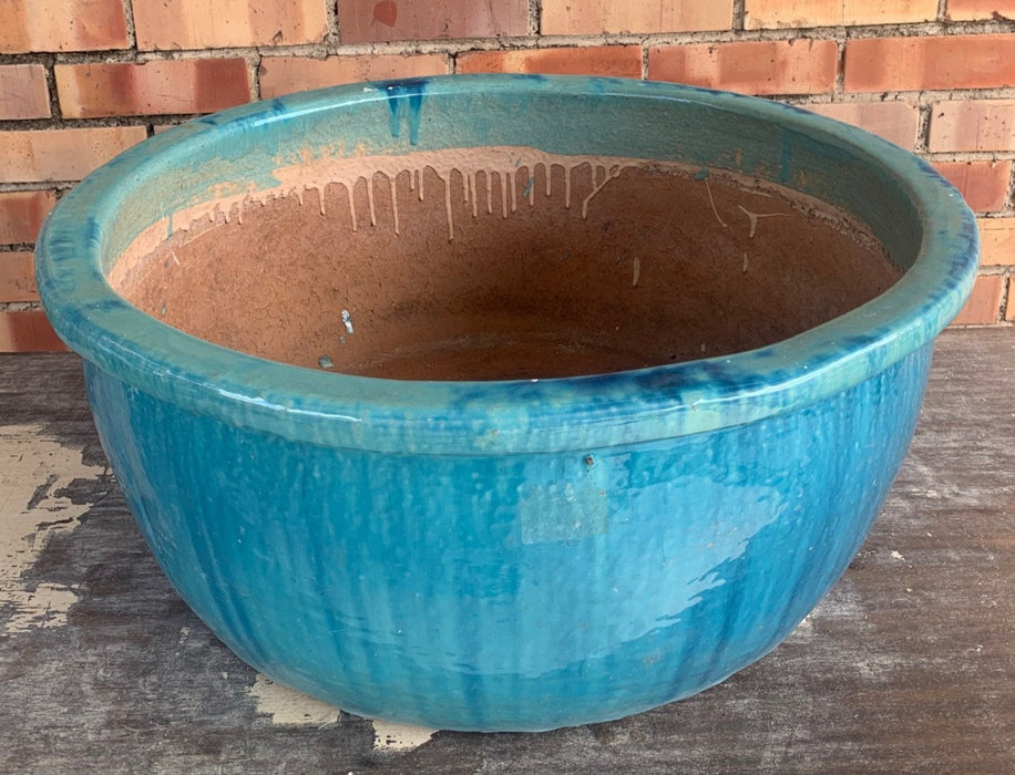 LARGE ROUND TURQUOISE BLUE PLANTER