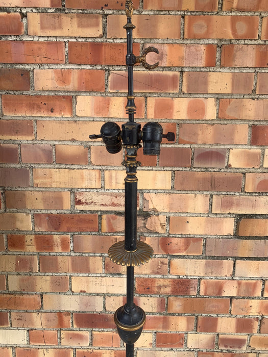 AS FOUND BLACK AND GOLD FLOOR LAMP