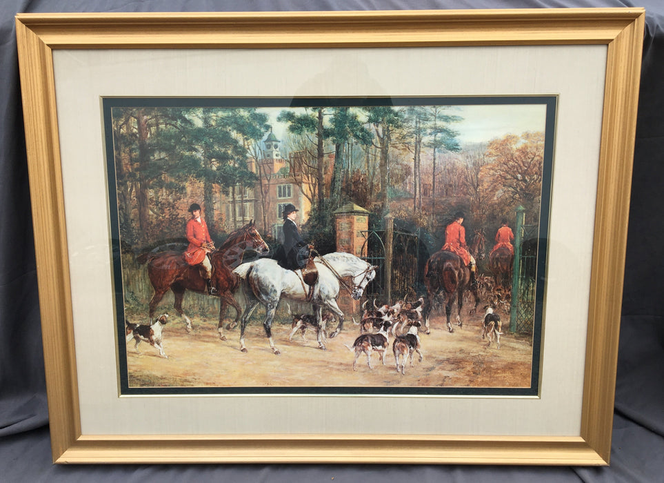 ENGLISH HUNT SCENE PRINT IN GOLD FRAME