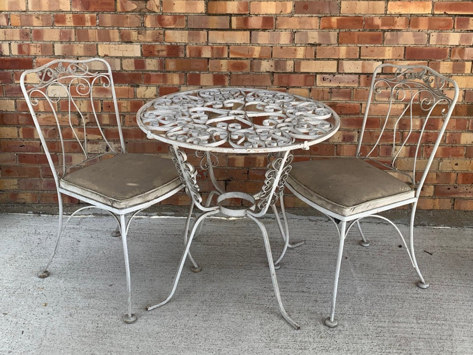 IRON ROUND PATIO TABLE AND 2 CHAIRS