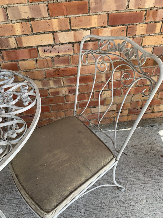 IRON ROUND PATIO TABLE AND 2 CHAIRS