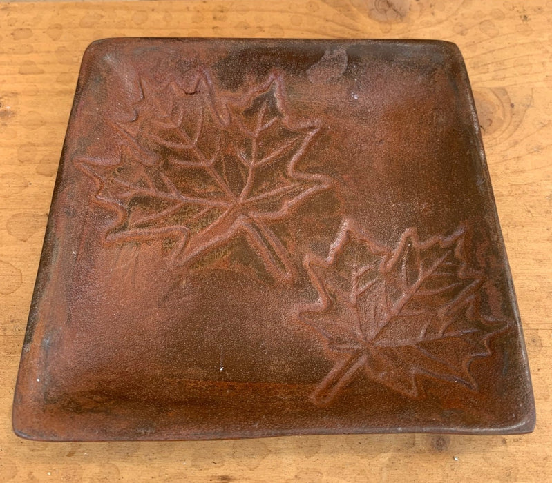 IRON SQUARE SMALL TRAY