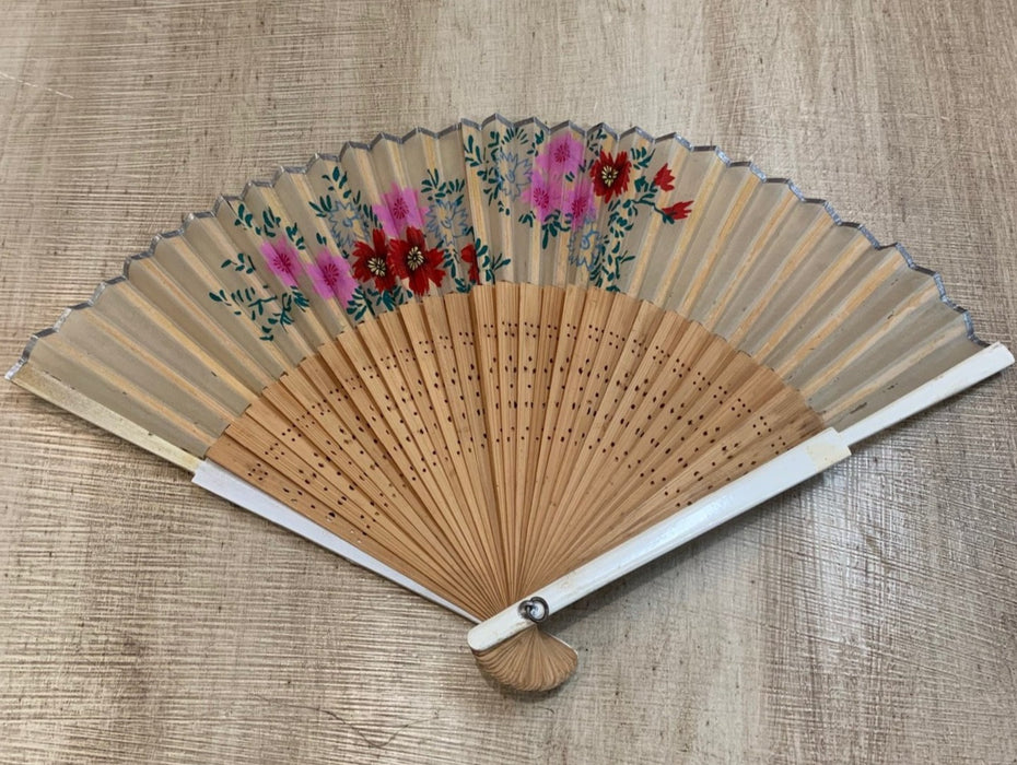 WHITE FLORAL PAINTED CHINESE FAN
