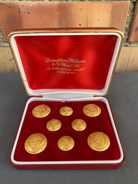 SET OF BRASS BUTTONS FROM LONDON