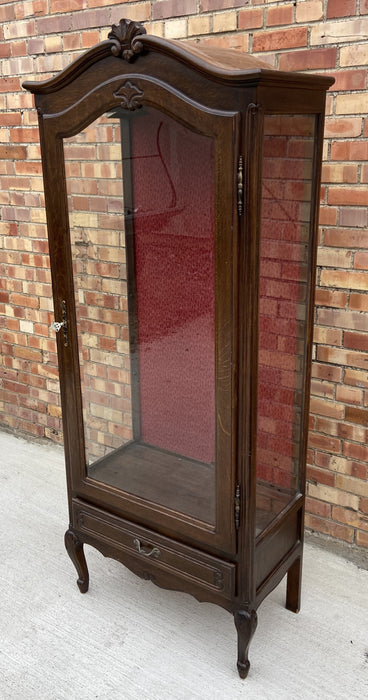 DARK OAK GLASS DOOR LOUIS XV VITRINE WITH DRAWER