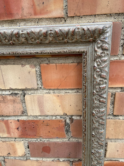 THIN CARVED SILVER FRAME