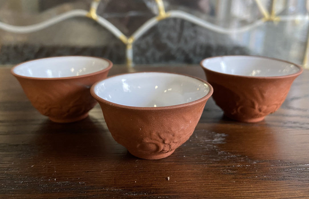 SET OF 3 SAKE CUPS