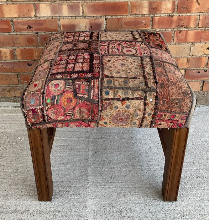 KILIM STOOL