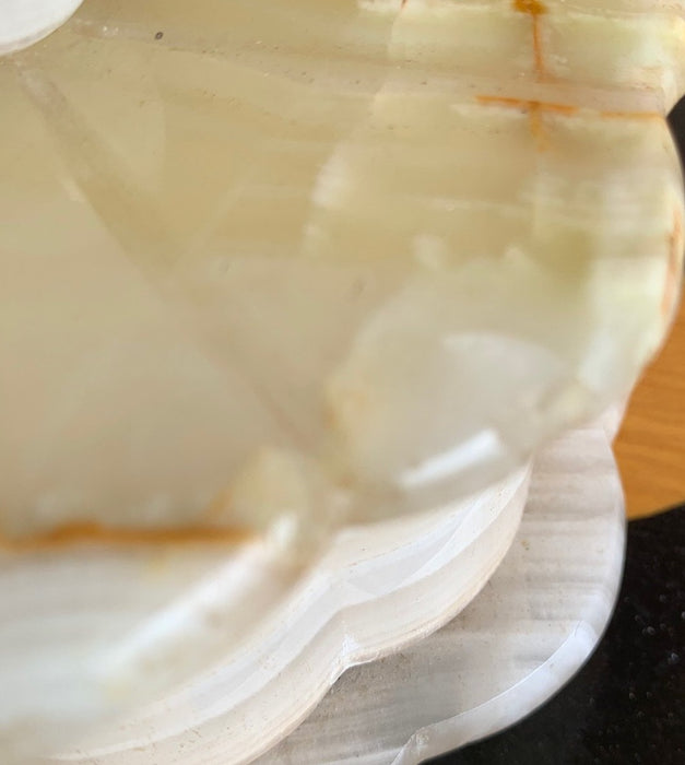 FLOWER SHAPED ONYX BOX - AS FOUND