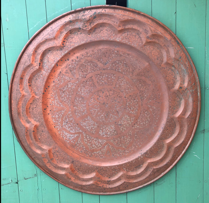 LARGE VINTAGE ETCHED COPPER TRAY ON STAR SHAPED WOODEN COFFEE TABLE BASE