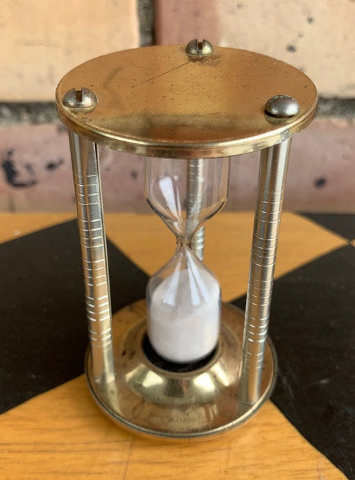 TINY HOURGLASS