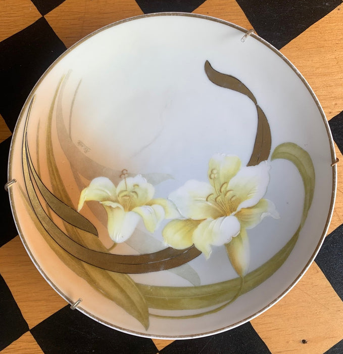 PAINTED BAVARIA PLATE WITH LILIES