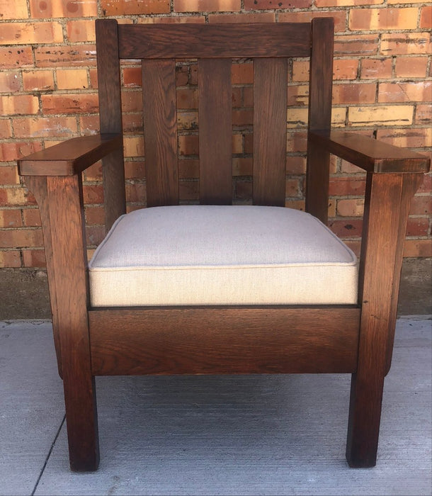 MISSION OAK STYLE ARMCHAIR