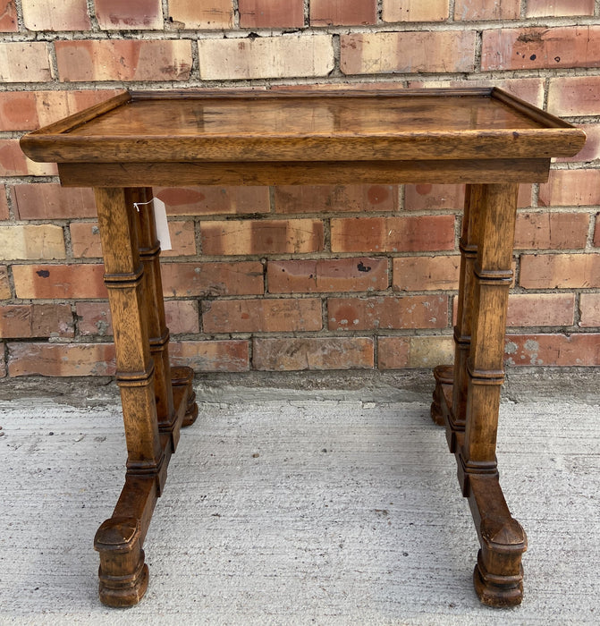 SMALL VINTAGE BURLED TOP SIDE TABLE