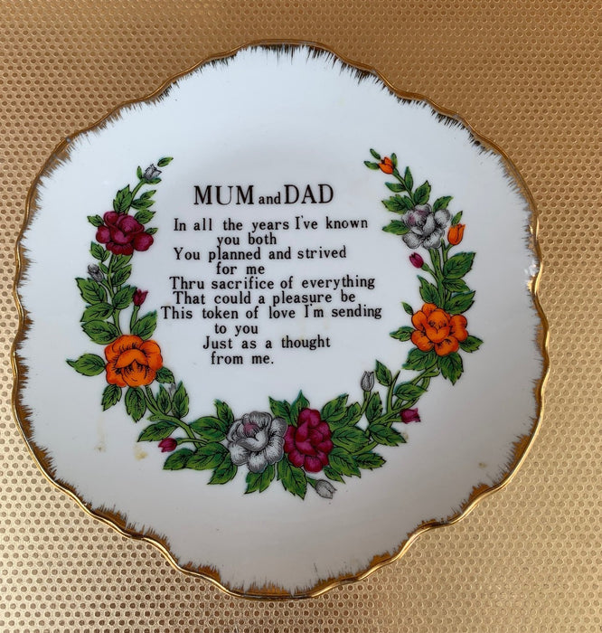 MUM AND DAD SOUVENIER PLATE