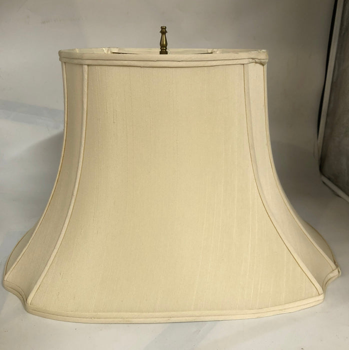 LARGE LINEN SHADE