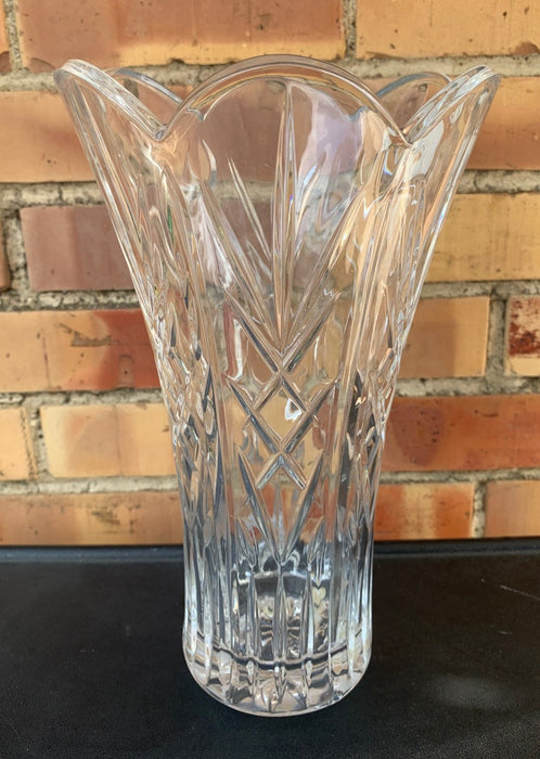 LARGE CRYSTAL VASE