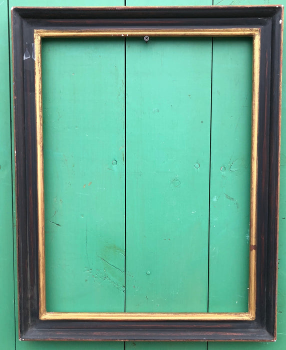 DISTRESSED BLACK & GOLD FRAME