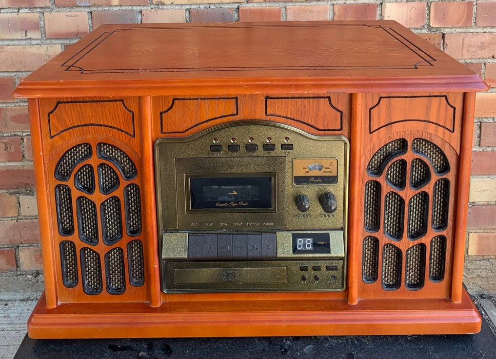 TABLETOP RADIO AND TURNTABLE - NOT OLD