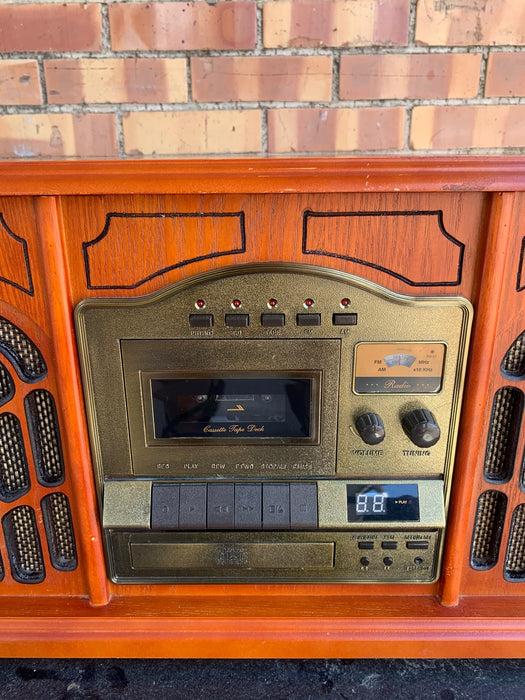 TABLETOP RADIO AND TURNTABLE - NOT OLD