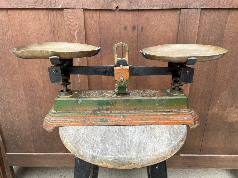 FRENCH CAST IRON COUNTER SCALES WITH BRASS PANS