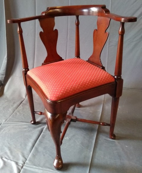 QUEEN ANNE STYLE CORNER CHAIR NOT OLD