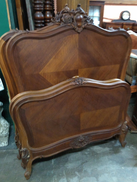 PAIR OF LOUIS XV CARVED TWIN BEDS