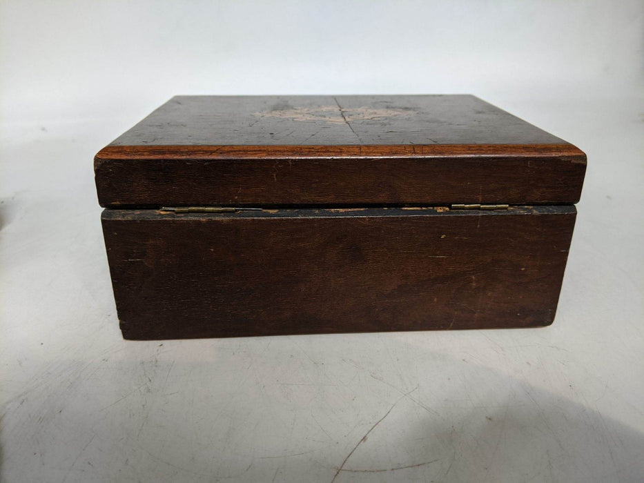 SMALL 19TH CENTURY INLAID BOX, NEEDS PINS FOR HINGES