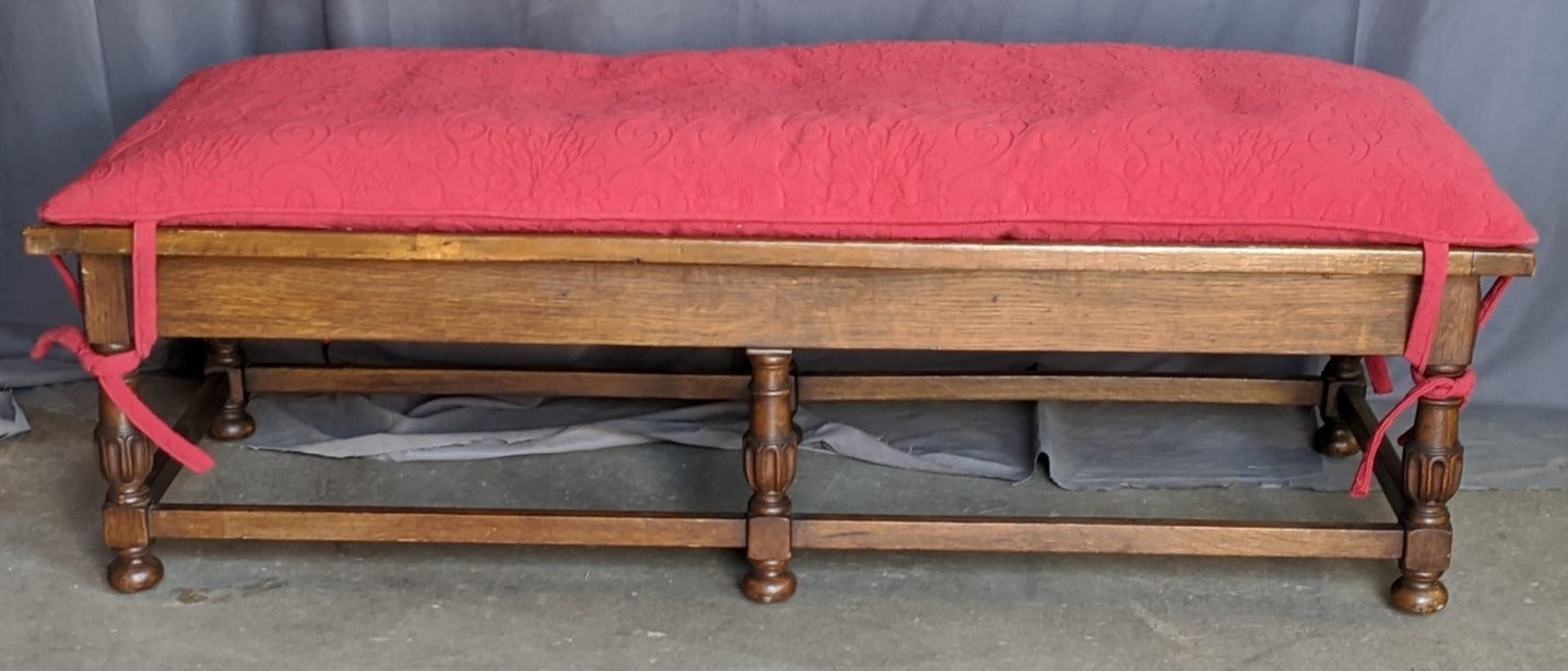 COLONIAL END OF BED BENCH (FORMERLY A CHILD'S RESTING BED)