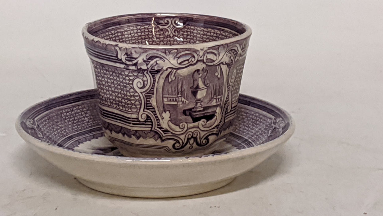 19TH CENTURY ENGLISH LAVENDER CUP AND SAUCER