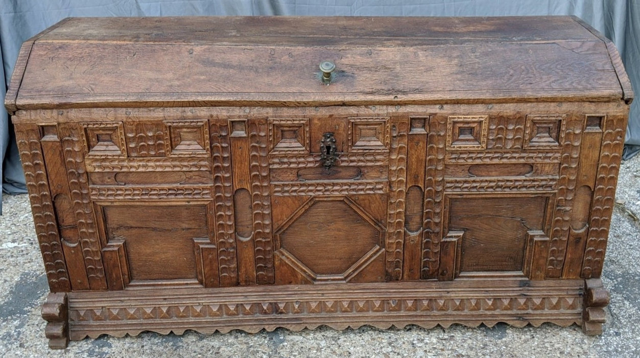 18TH CENTURY OAK CHIP CARVED FLEMISH DOMED COFFER