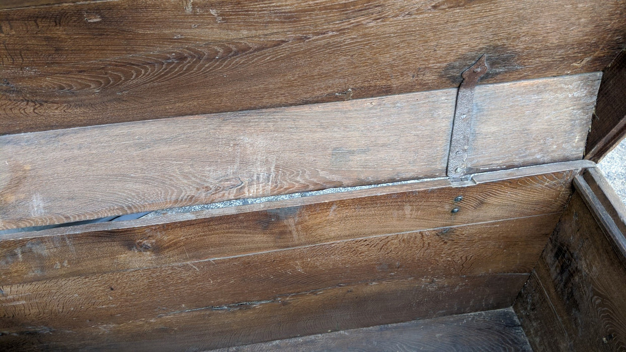 18TH CENTURY OAK CHIP CARVED FLEMISH DOMED COFFER