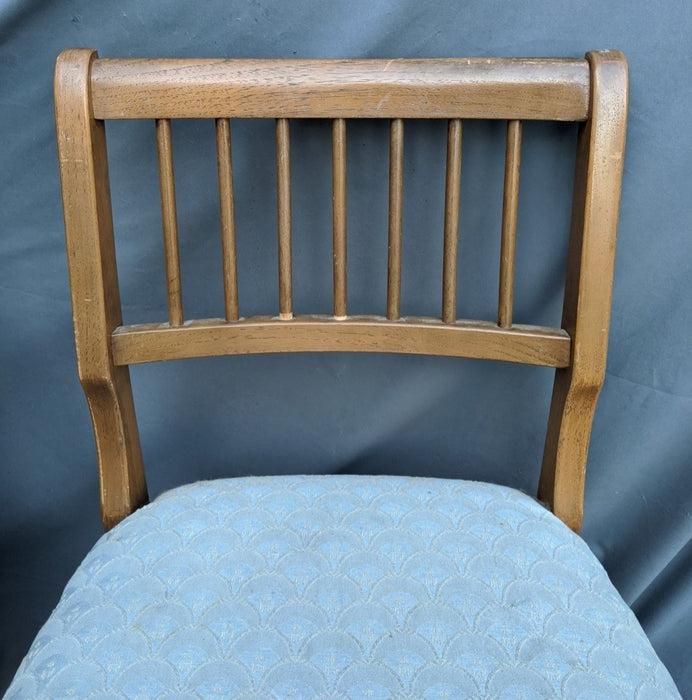 SET OF 6 MID CENTURY CHAIRS INCLUDING 2 ARM CHAIRS