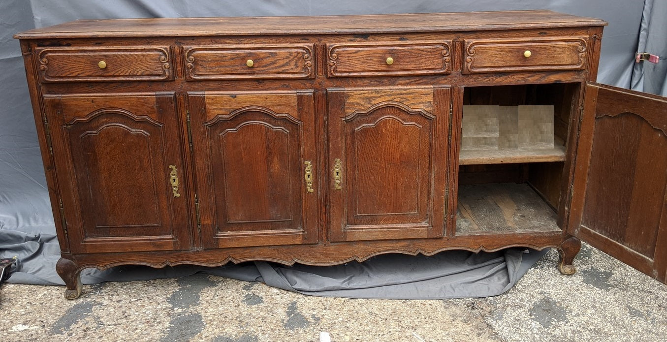 SHALLOW OAK COUNTRY FRENCH SIDEBOARD