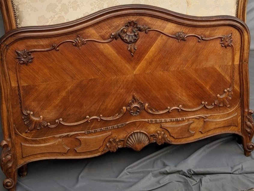 LOUIS XV UPHOLSTERED BED