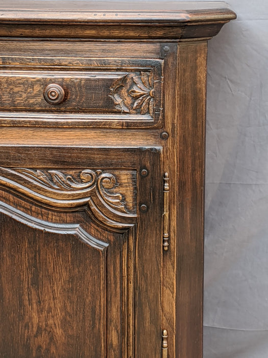 WIDE JAM CABINET WITH CANTED CORNERS