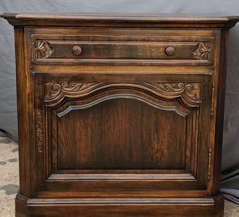 WIDE JAM CABINET WITH CANTED CORNERS