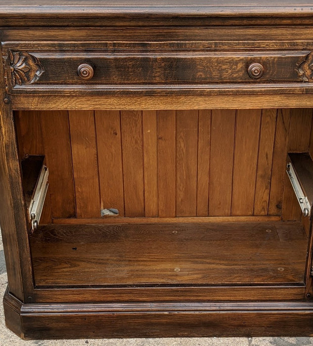 WIDE JAM CABINET WITH CANTED CORNERS