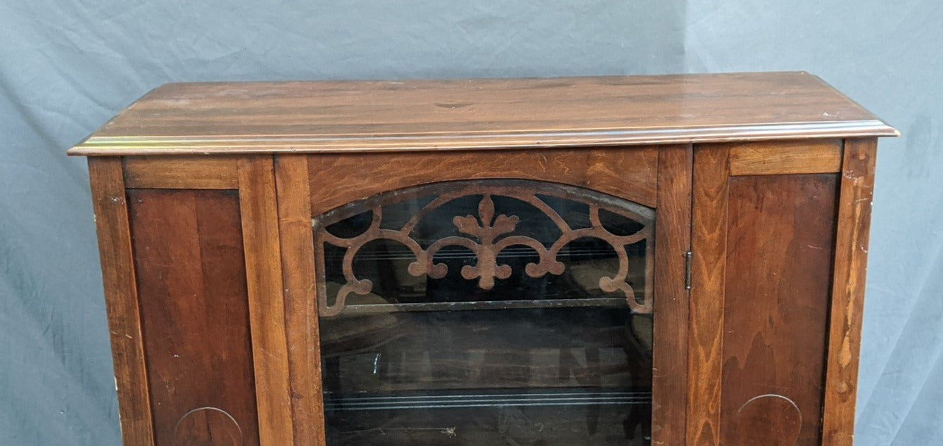 AMERICAN 1940'S WALNUT CHINA CABINET