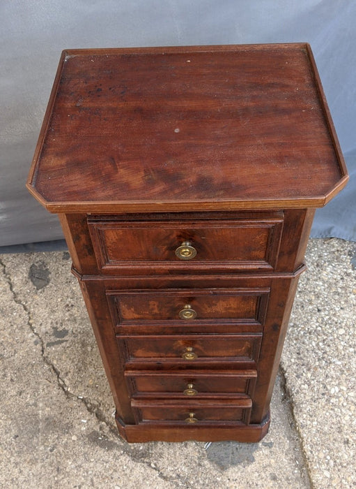 MAHOGANY SIDE CABINET WITH DRAWERS