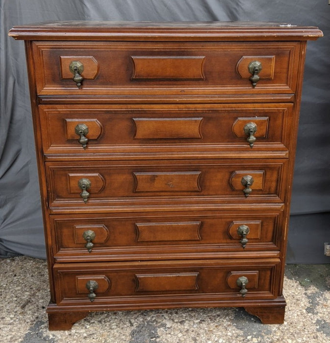SMALL 5 DRAWER CHEST WITH DROP PULLS